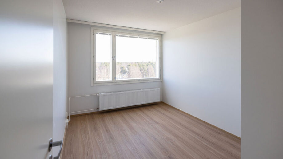 Makuuhuone, ikkuna, josta näkymä ulos