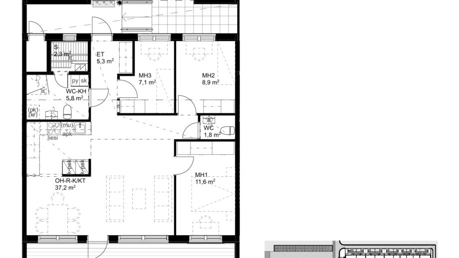 Pohjakuva neljä huonetta ja keittiö 83 m², Suokulaisentie 12. Asunnossa kolme makuuhuonetta, olohuone-keittiö, sauna, kylpyhuone, erillinen wc, varasto ja terassi.