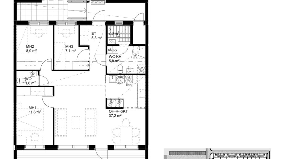 Pohjakuva neljä huonetta ja keittiö 83 m², Suokulaisentie 12. Asunnossa kolme makuuhuonetta, olohuone-keittiö, sauna, kylpyhuone, erillinen wc, varasto ja terassi.